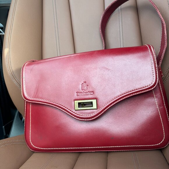 Beautiful official Emirates flight attendant cabin crew bag with Emirates stamp - Picture 10 of 14